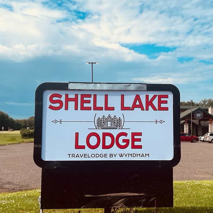 Shell Lake Lodge